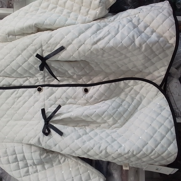 NEW Quilted Ivory Girls Coat Sz 7-8 - Picture 5 of 16